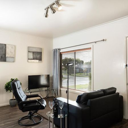 Short Stays Gippsland Trafalgar Экстерьер фото