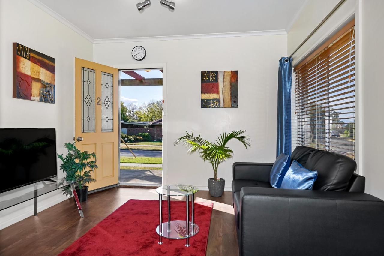 Short Stays Gippsland Trafalgar Экстерьер фото