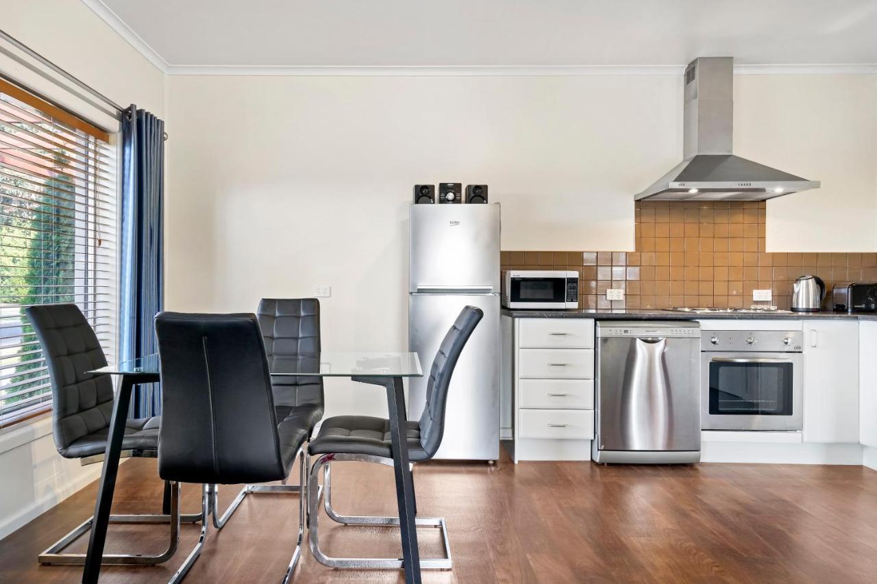 Short Stays Gippsland Trafalgar Экстерьер фото